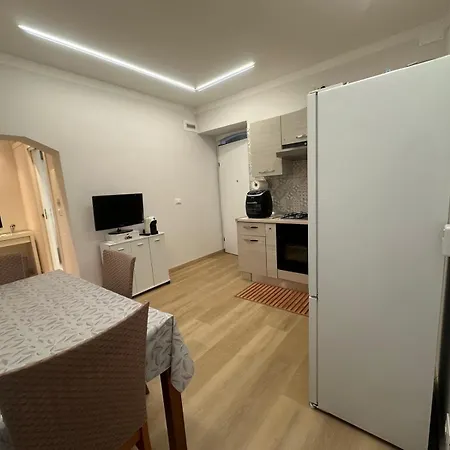 Apartment Dietro L'angolo